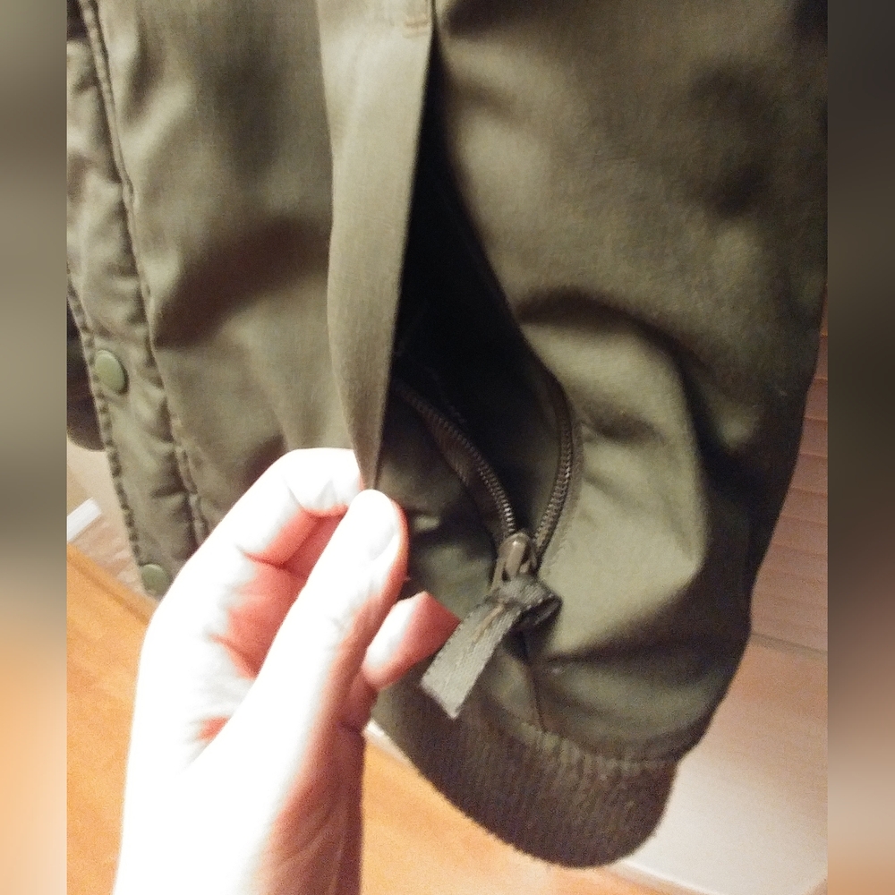 Women's Green Hooded Woods Winter Jacket - Picture 2 of 8